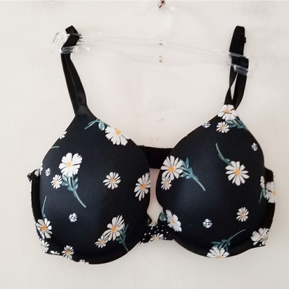 Victoria's Secret bra size 32D floral print